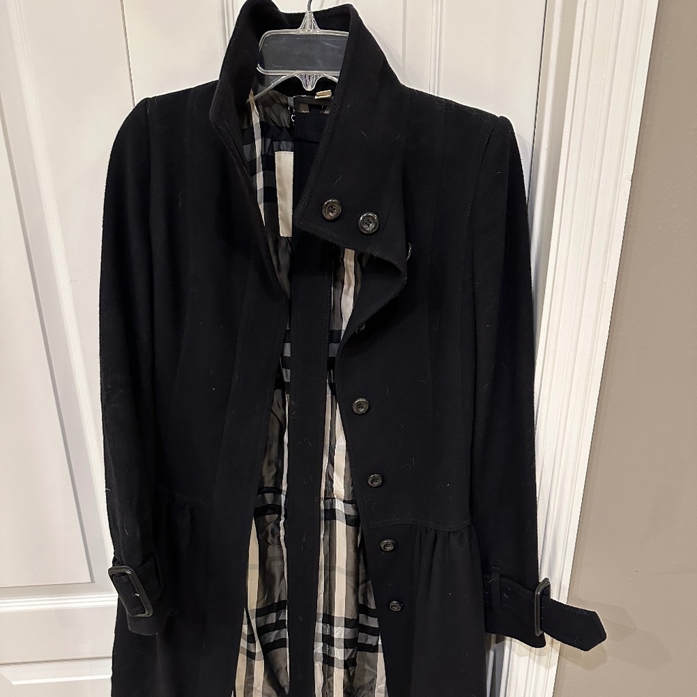 Burberry women’s wool coat - size 2